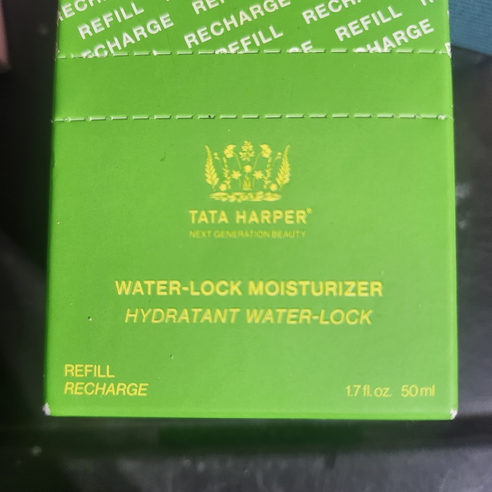 Tata Harper Water-Lock Moisturizer in Bright Green